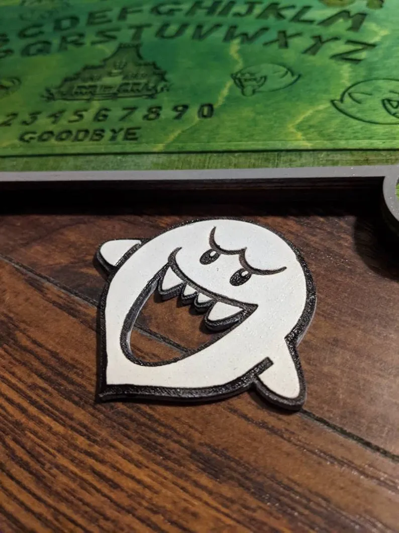 Louija board Luigi themed Ouija board with Boo planchette
